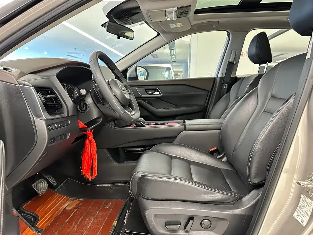 Nissan X-Trail — фото 9