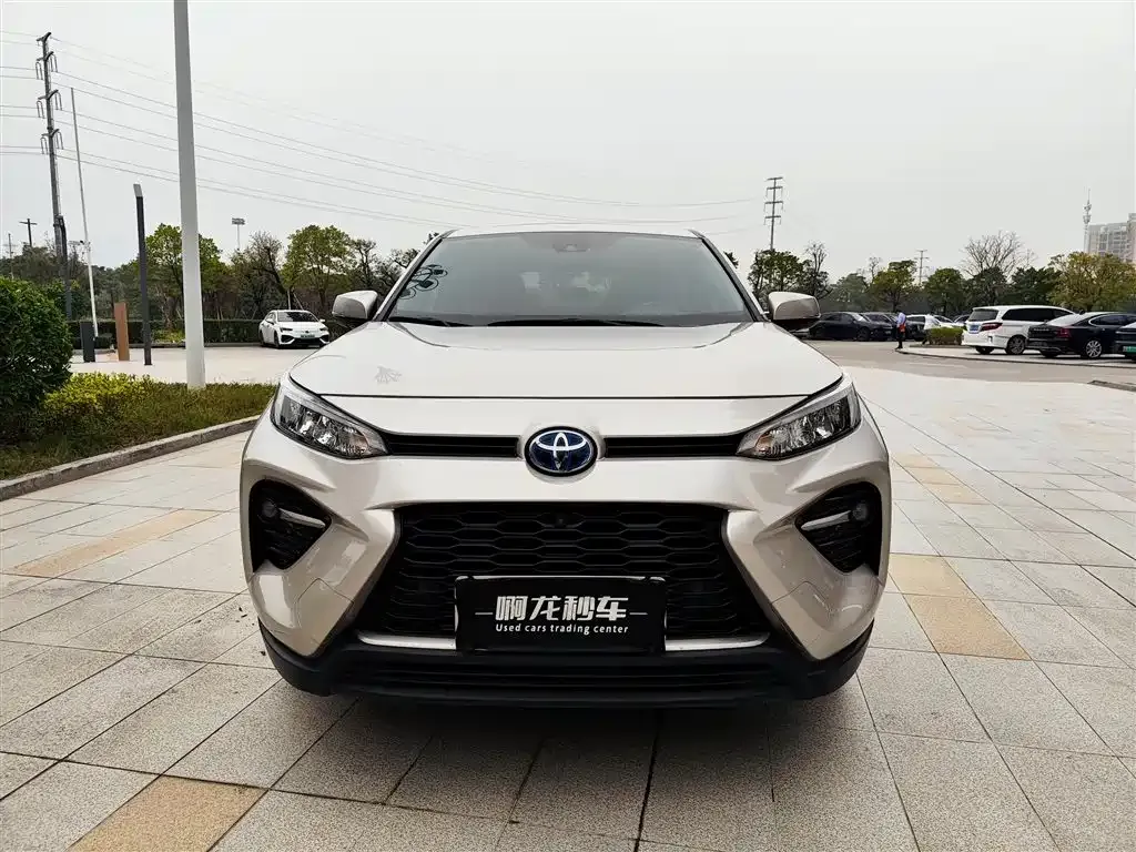Toyota Wildlander — фото 3