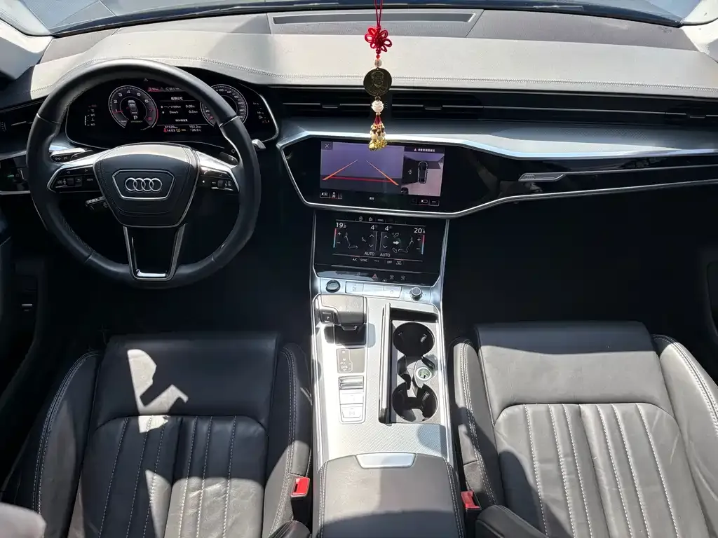 Audi A6L — фото 5