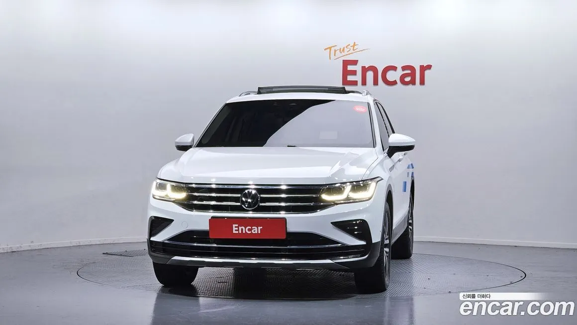 Volkswagen Tiguan — фото 8