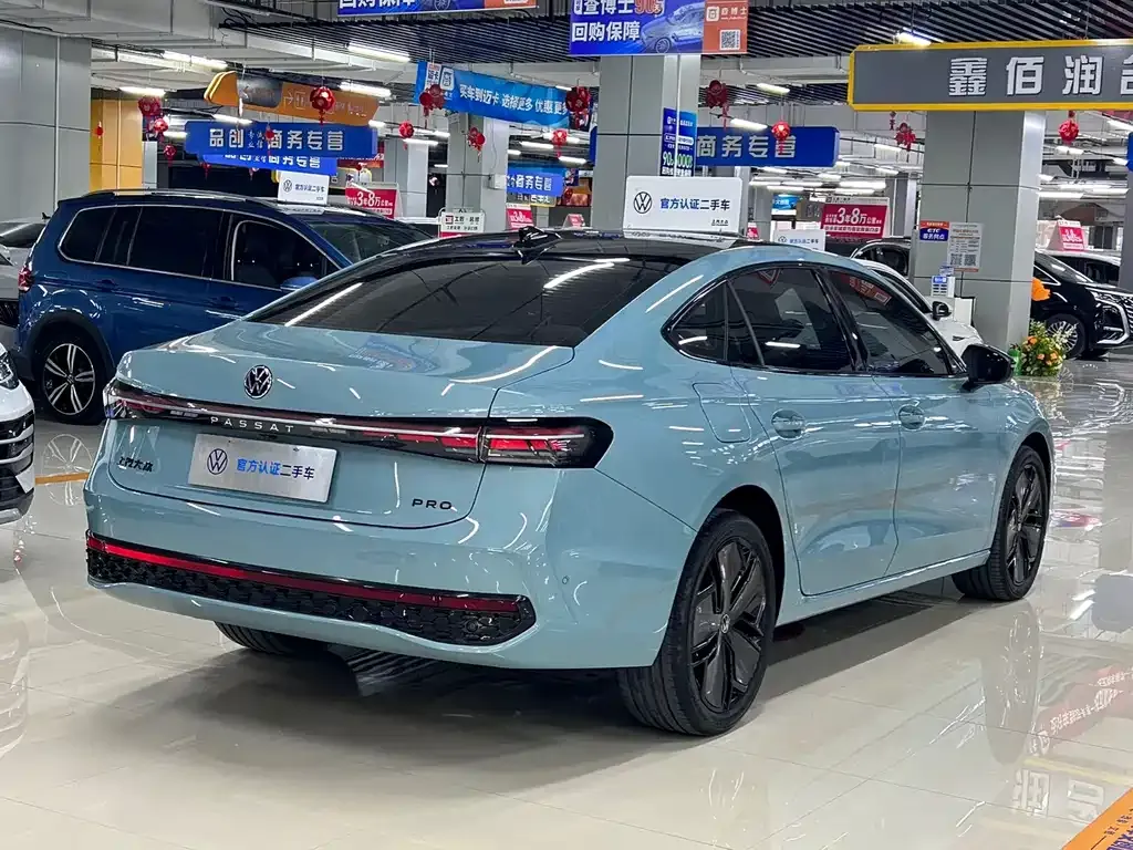 Volkswagen Passat — фото 4