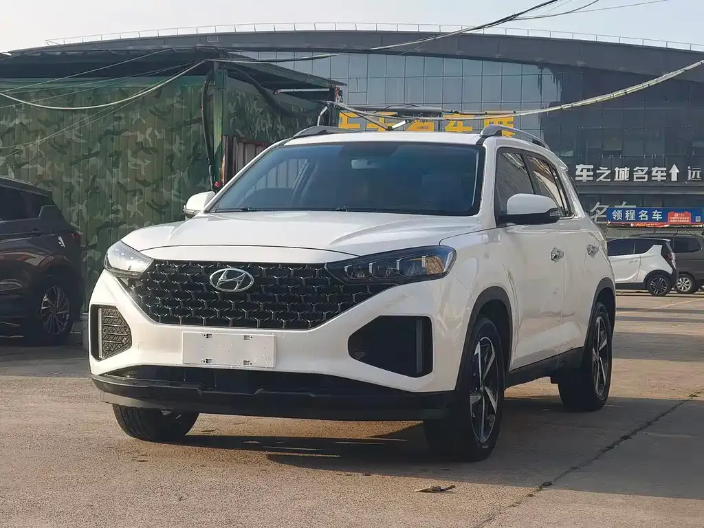 Hyundai ix35 — фото 1