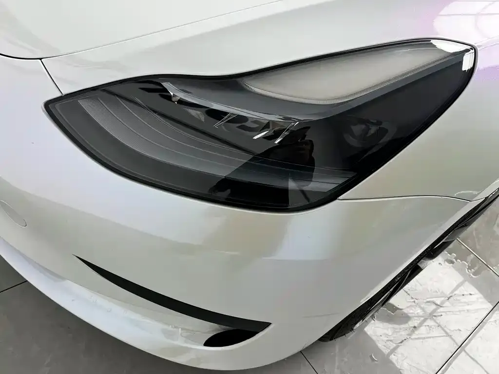Tesla Model 3 — фото 6