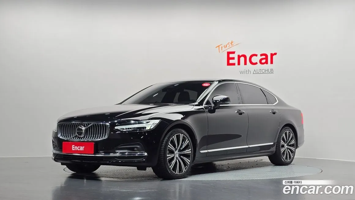 Volvo S90 — фото 1