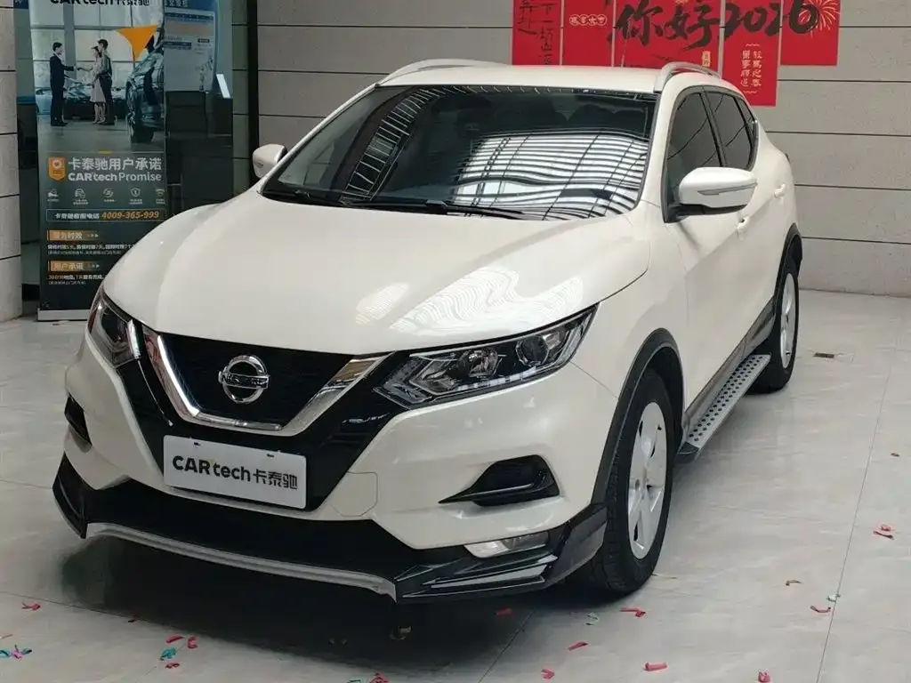 Nissan Qashqai — фото 1