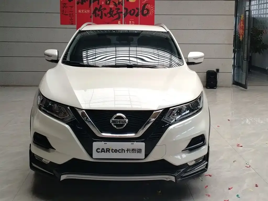 Nissan Qashqai — фото 8