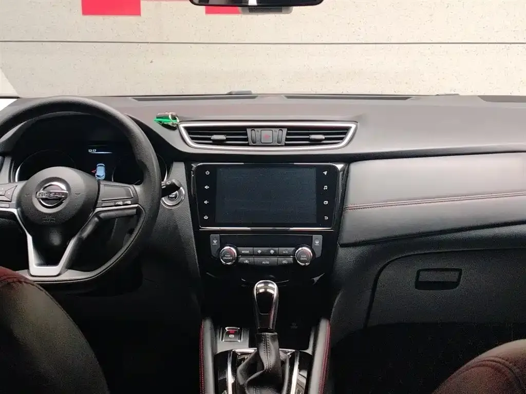 Nissan Qashqai — фото 2