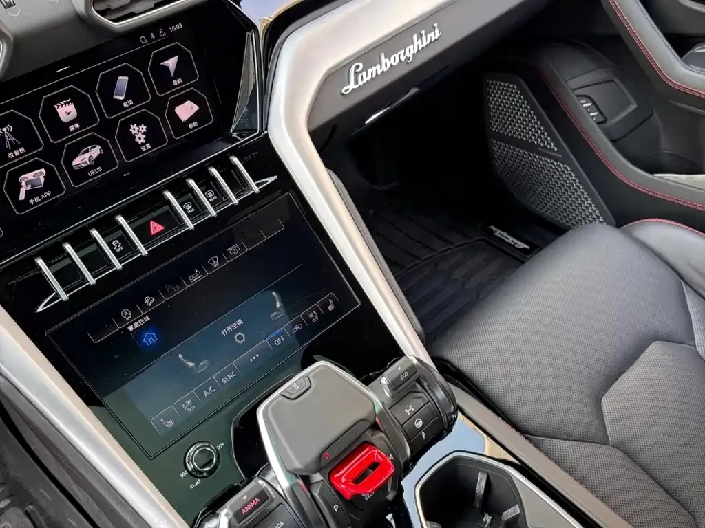 Lamborghini Urus — фото 5