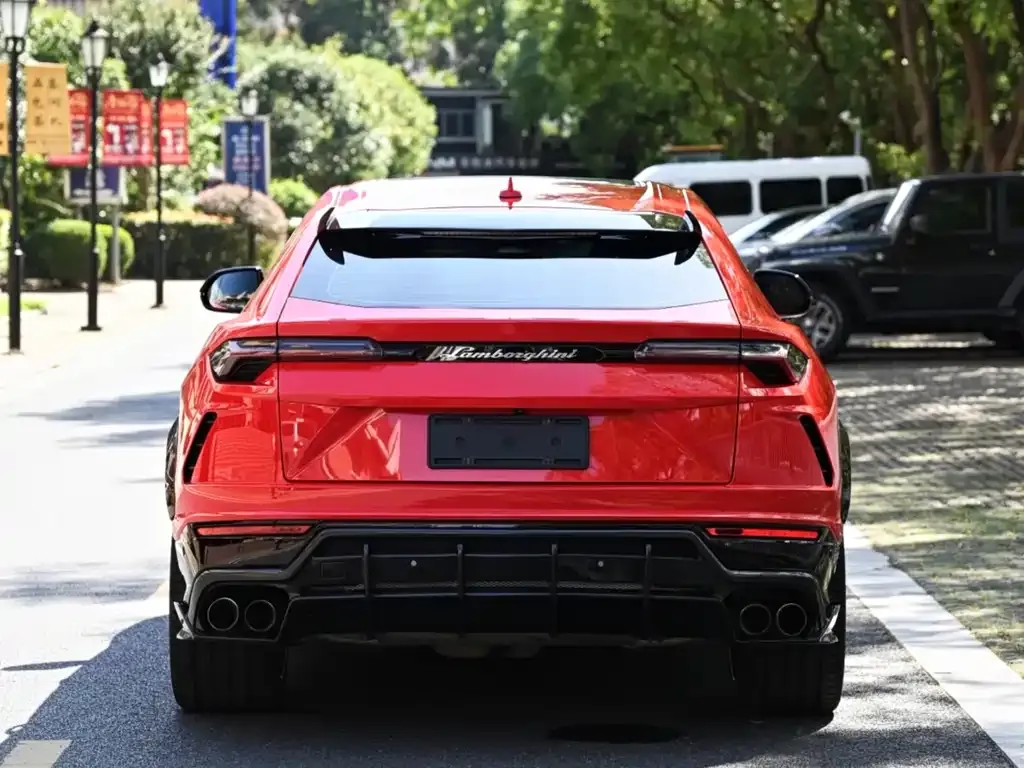 Lamborghini Urus — фото 6