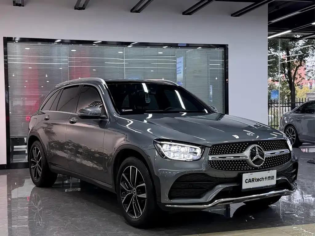 Mercedes-Benz GLC — фото 6