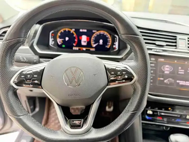 Volkswagen Tiguan X — фото 8