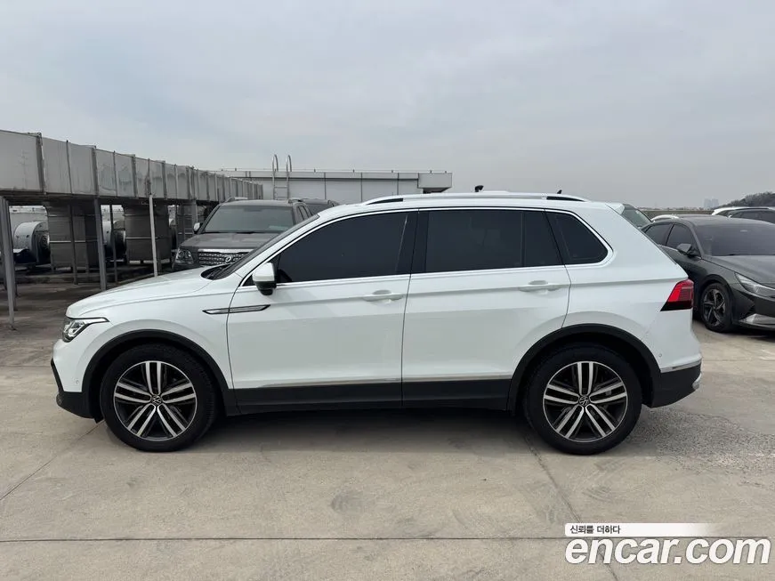 Volkswagen Tiguan — фото 4