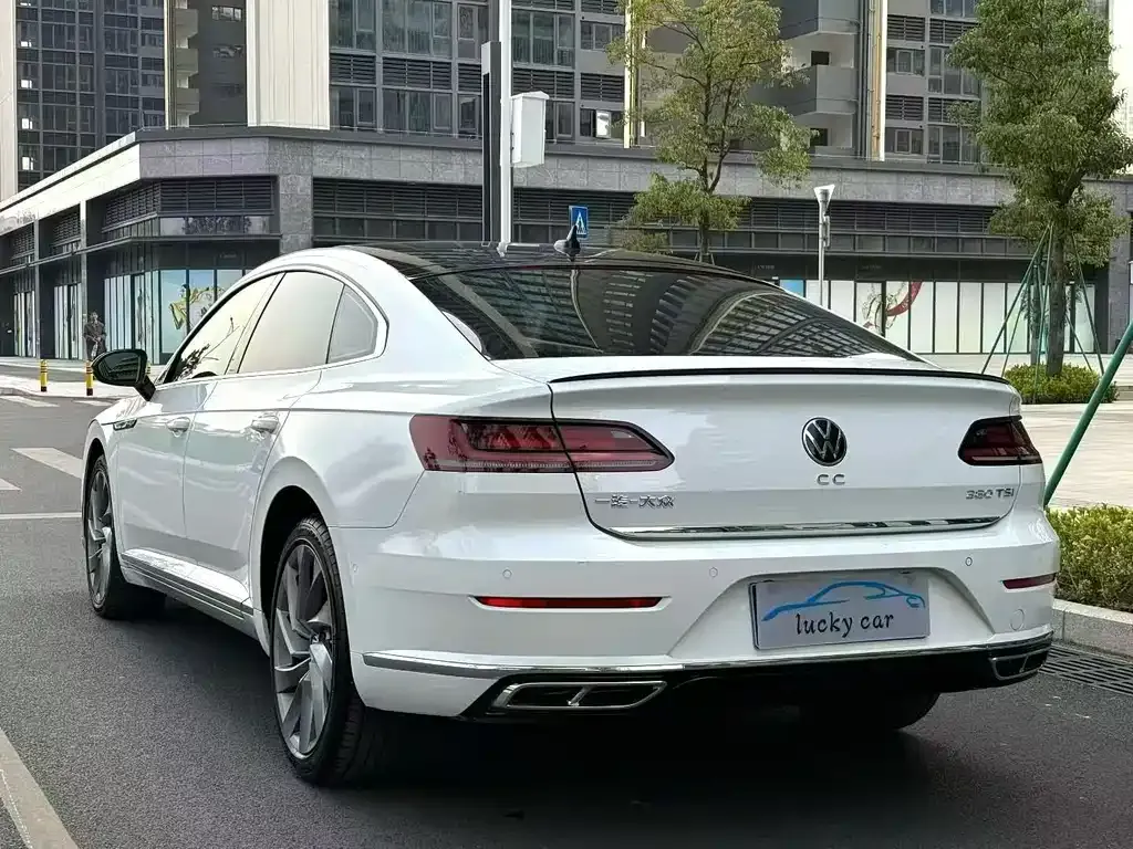 Volkswagen CC — фото 4
