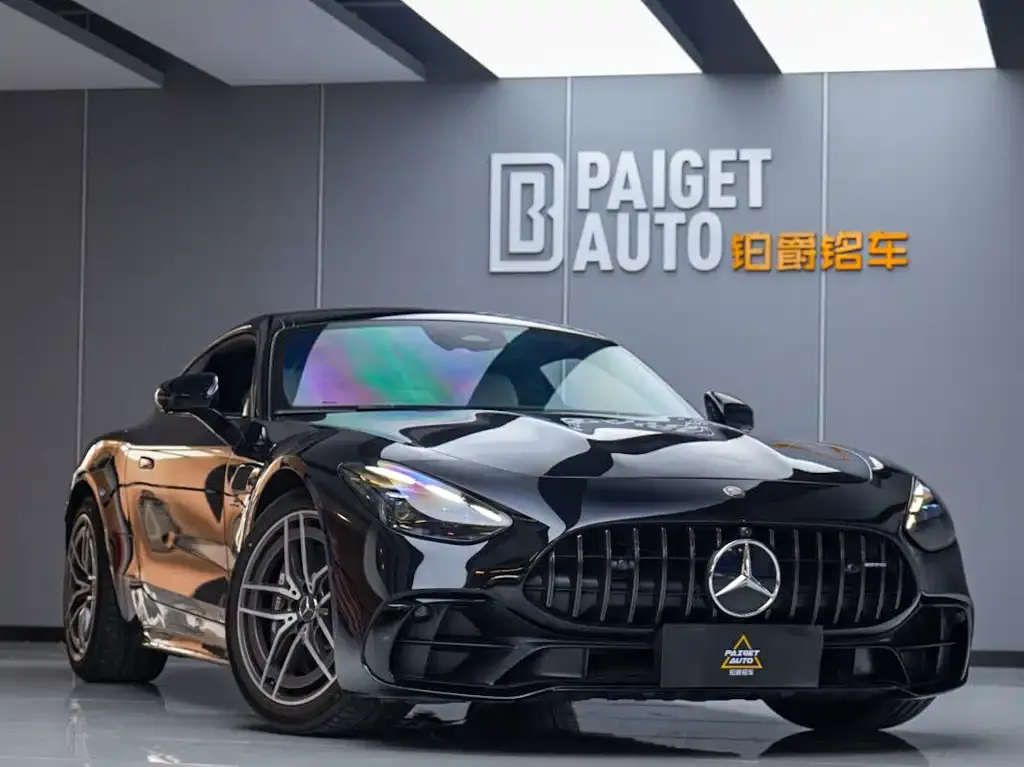 Mercedes-Benz AMG GT — фото 1