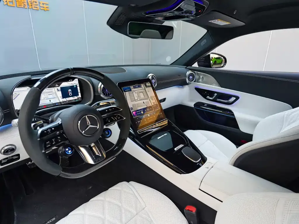 Mercedes-Benz AMG GT — фото 9