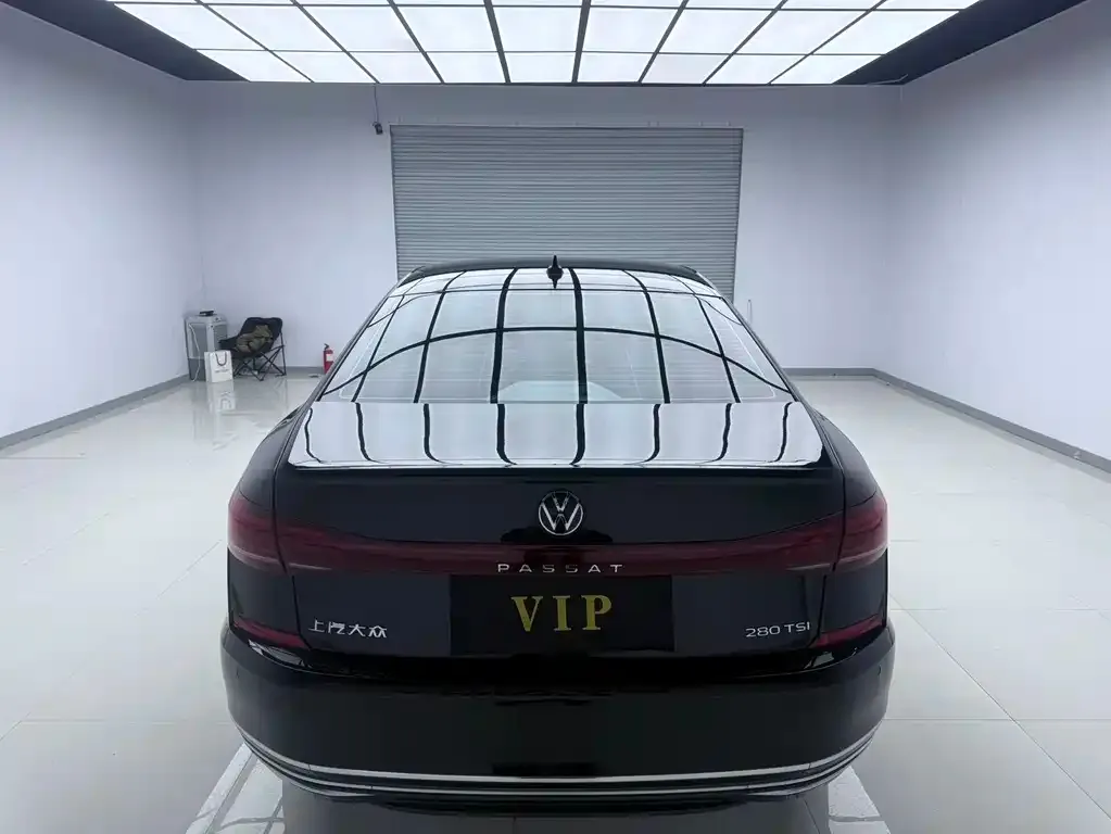 Volkswagen Passat — фото 4