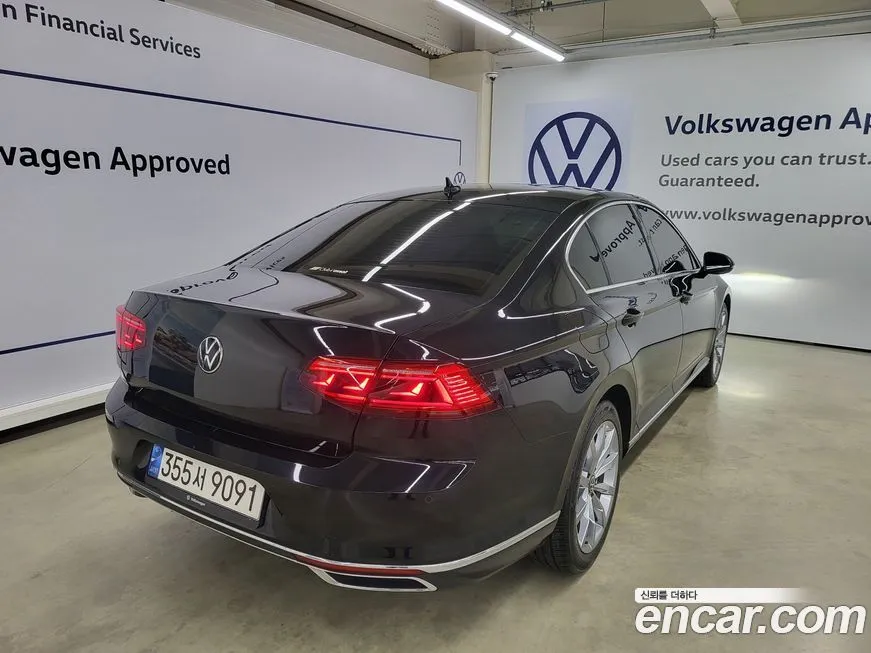 Volkswagen Passat — фото 2