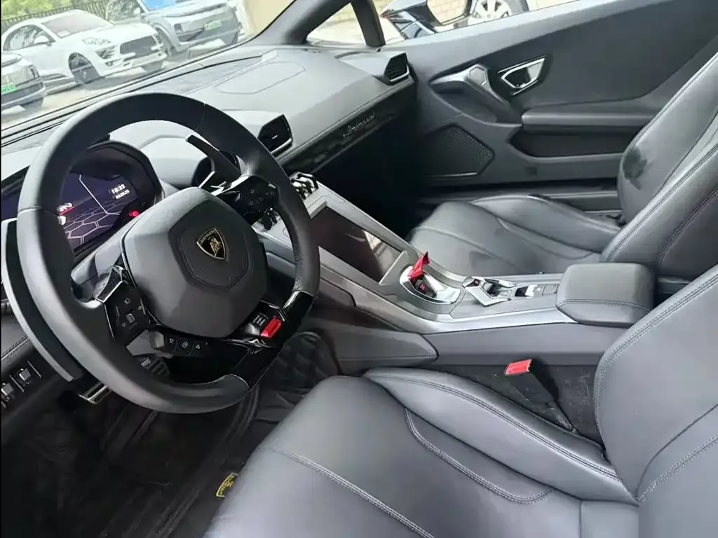 Lamborghini Huracan — фото 7