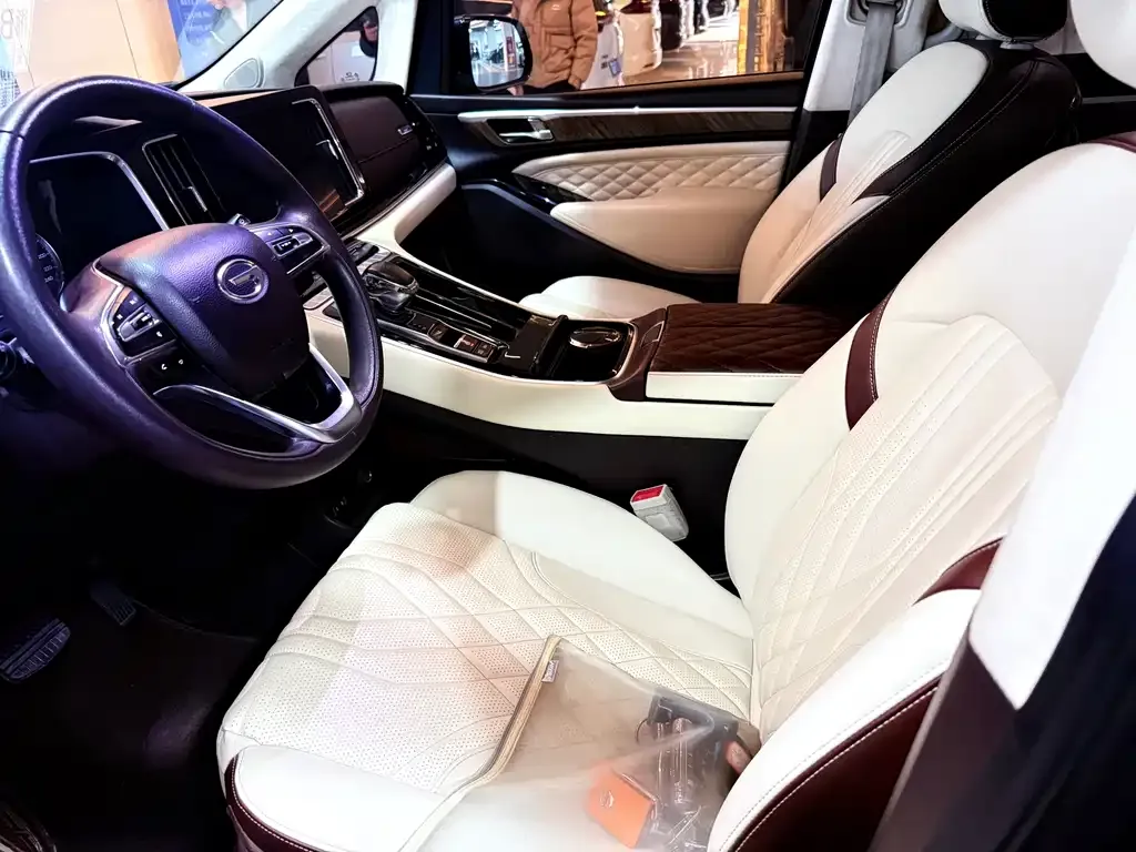GAC Motor Trumpchi M8 — фото 6