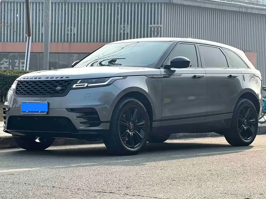 Land Rover Velar — фото 1