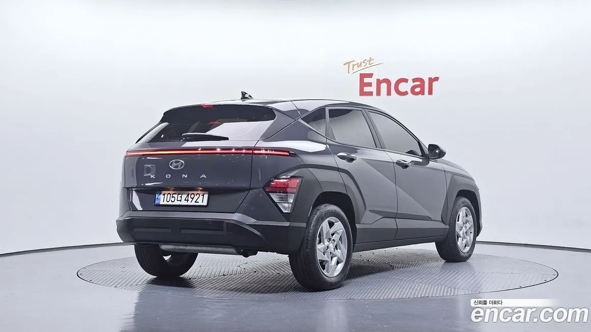 Hyundai Kona — фото 2