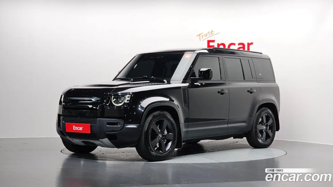 Land Rover Defender — фото 1
