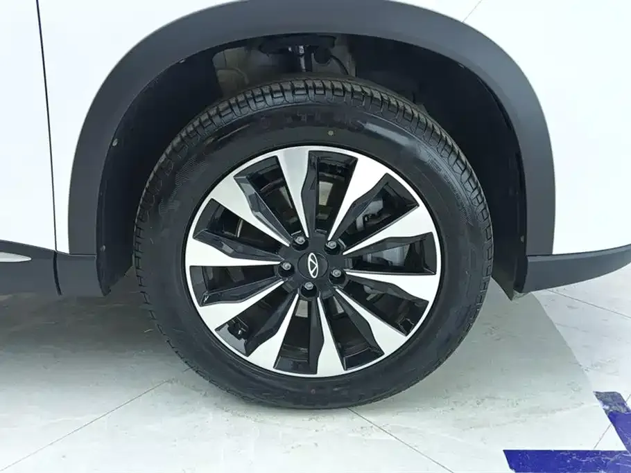 Chery Tiggo 8 PLUS — фото 2