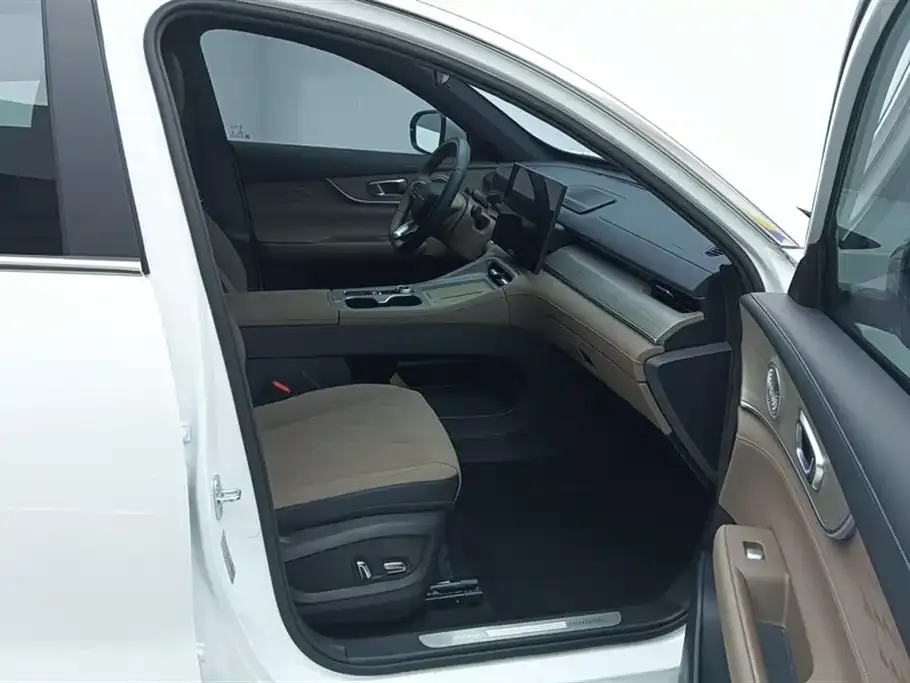 Chery Tiggo 8 PLUS — фото 6