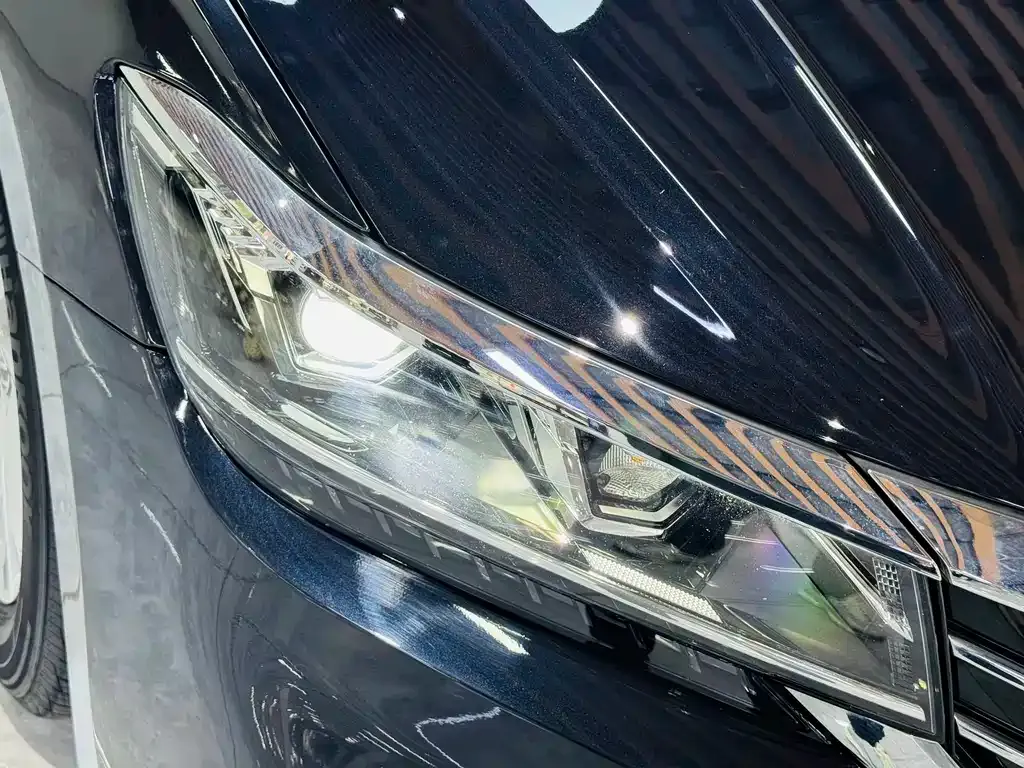 Volkswagen Passat — фото 6