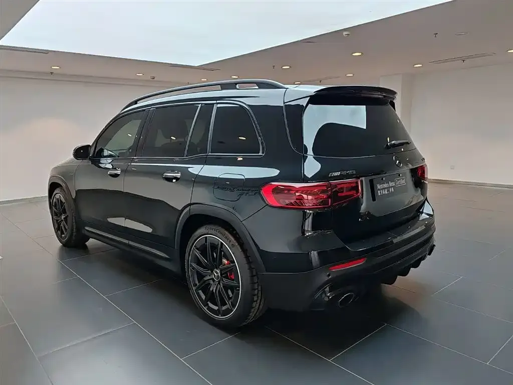 Mercedes-Benz GLB AMG — фото 10