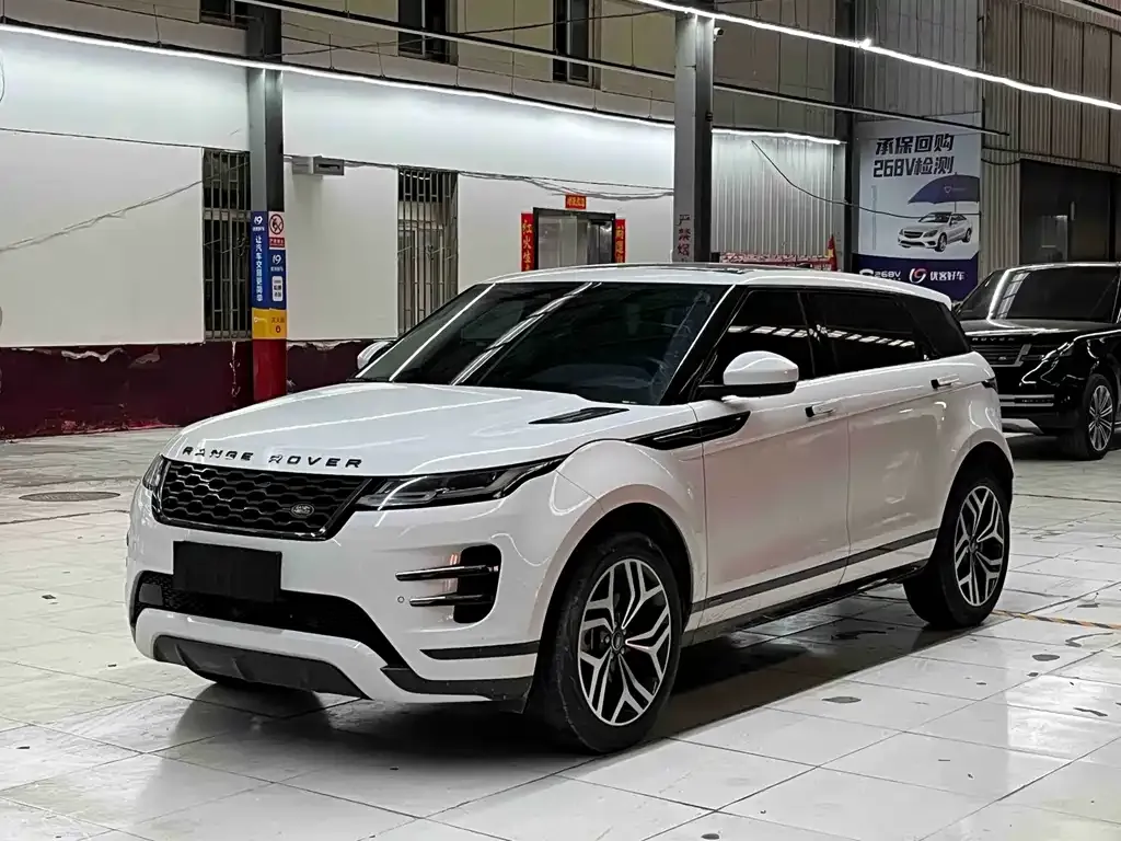 Land Rover Evoque — фото 1