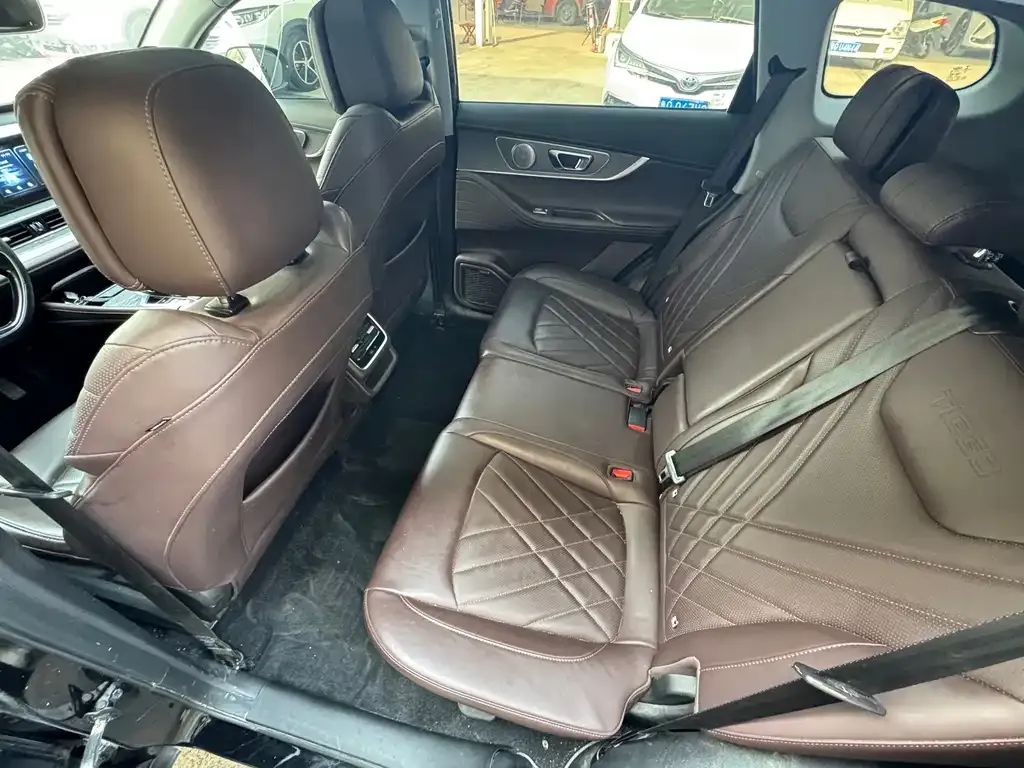 Chery Tiggo 8 PRO — фото 10