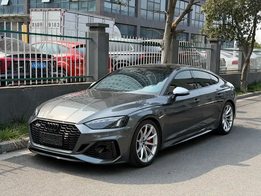 Audi RS 5 — фото 1