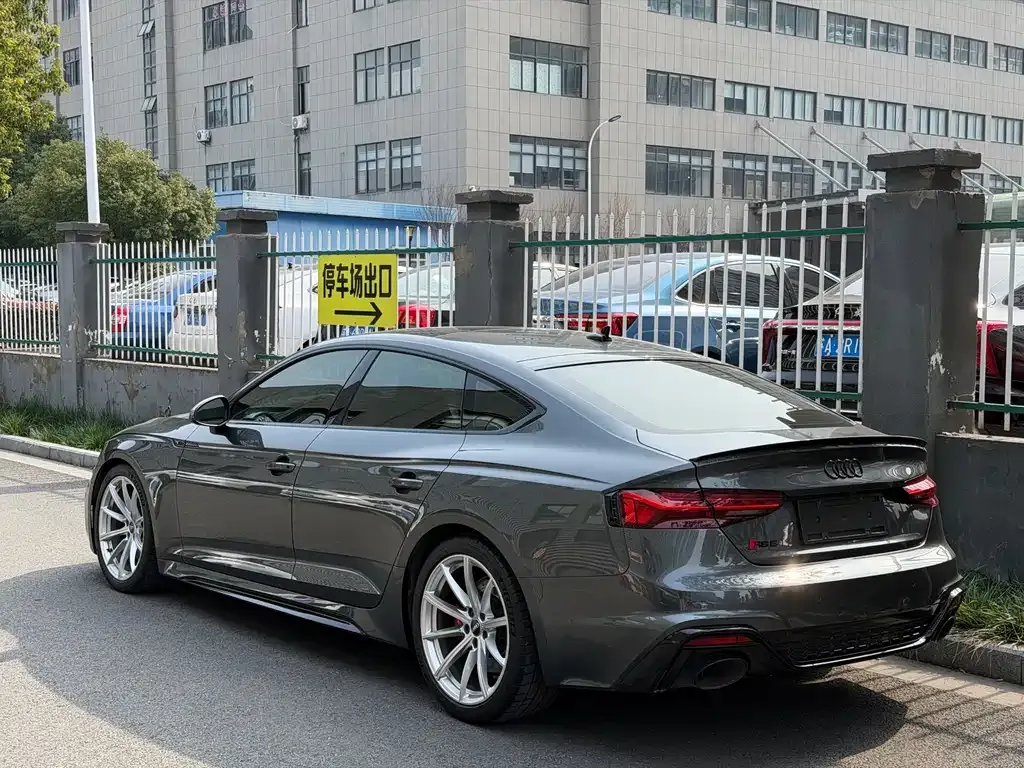 Audi RS 5 — фото 10