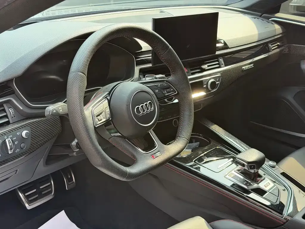 Audi RS 5 — фото 9