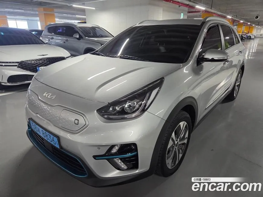 Kia Niro — фото 1