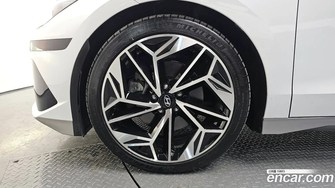 Hyundai Ioniq6 — фото 6
