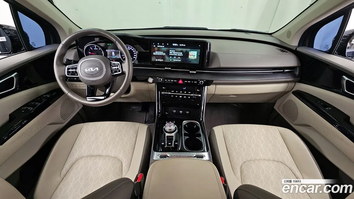 Kia Carnival — фото 4