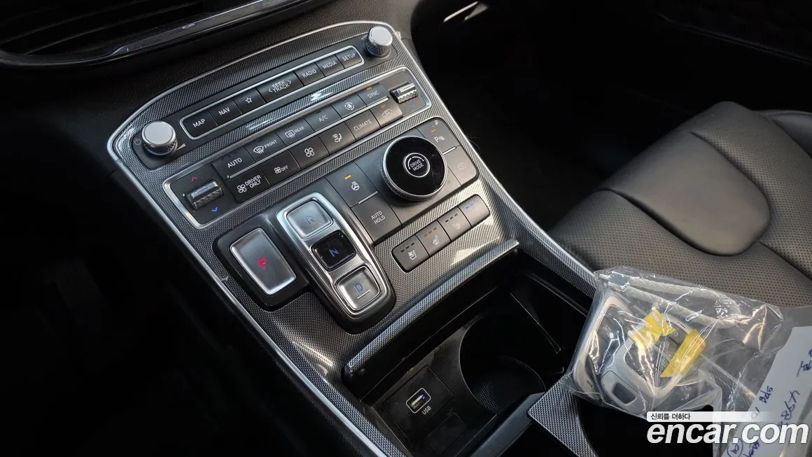 Hyundai Santafe — фото 8