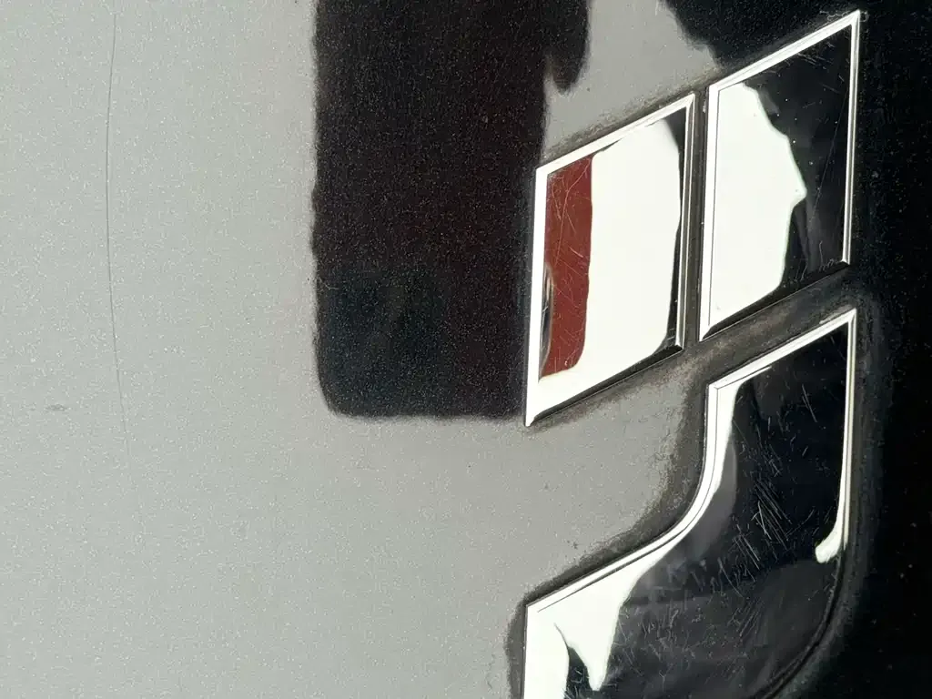 Li Auto Li L8 — фото 9