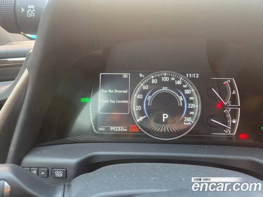 Lexus ES — фото 7