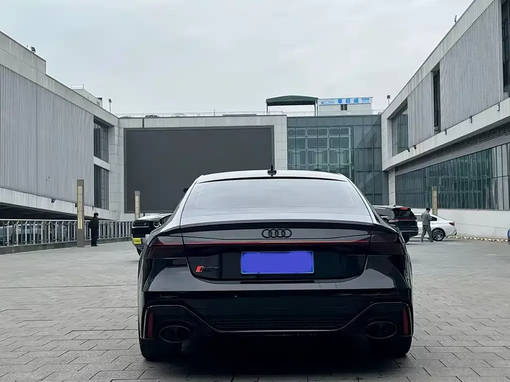 Audi A7 — фото 4