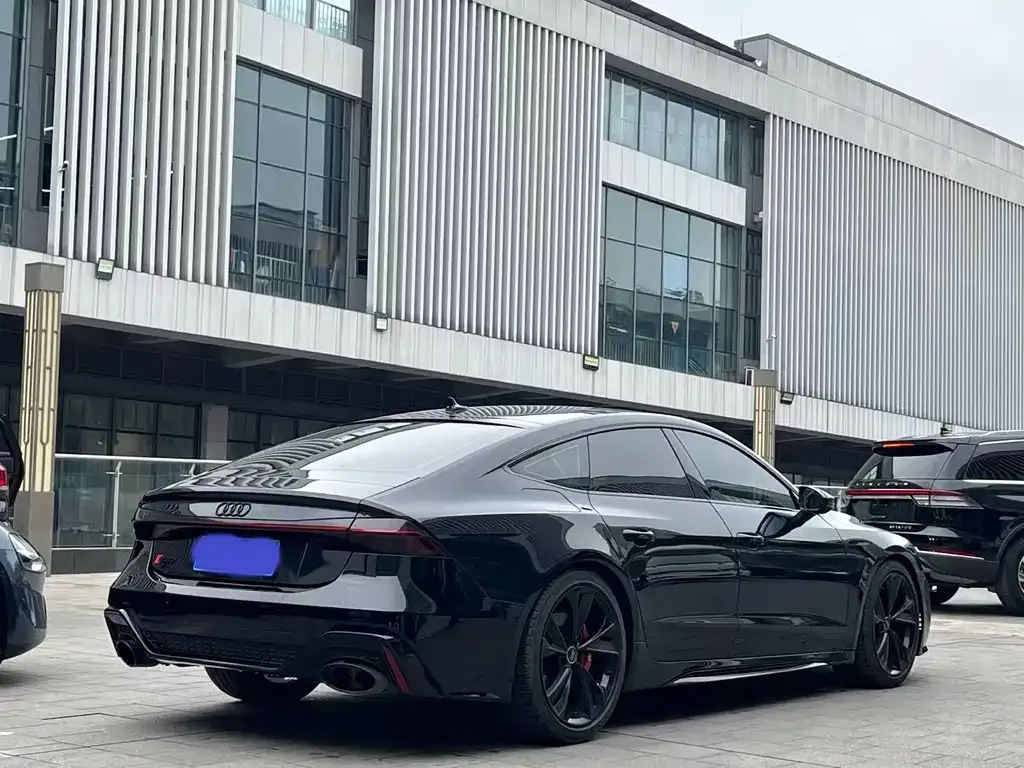 Audi A7 — фото 10
