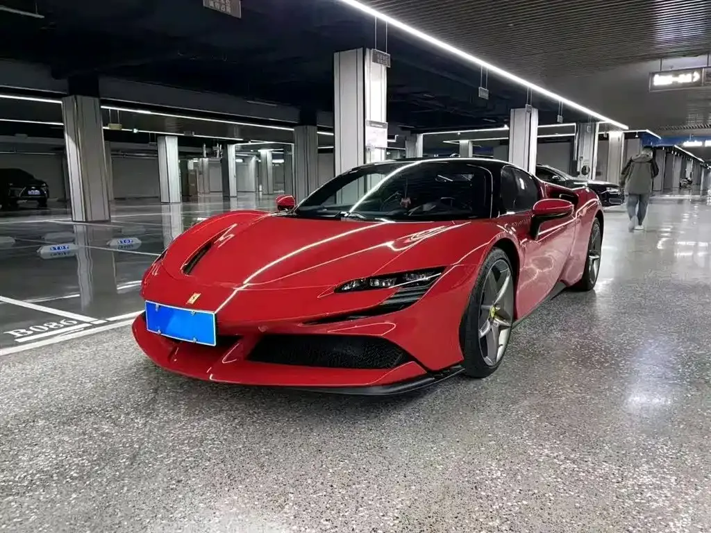 Ferrari SF90 — фото 1