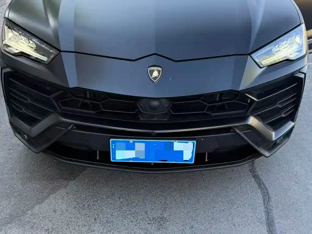 Lamborghini Urus — фото 8