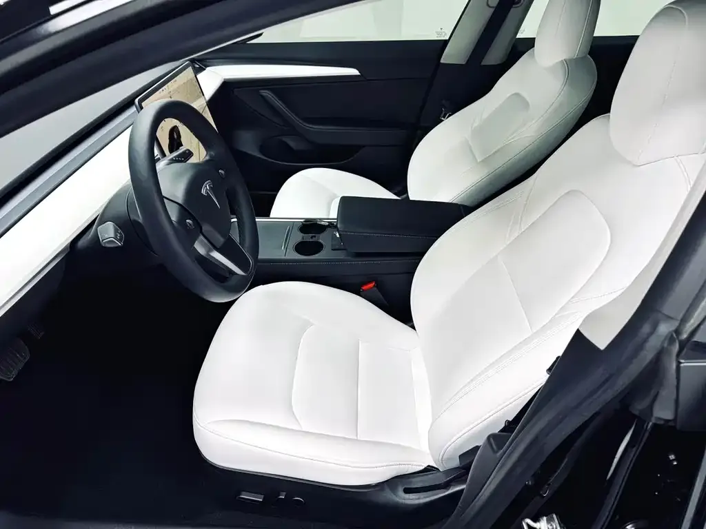 Tesla Model 3 — фото 6