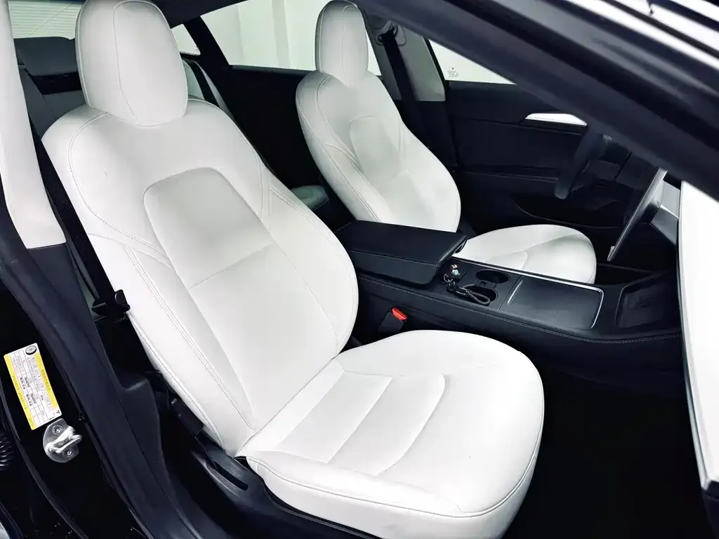 Tesla Model 3 — фото 3