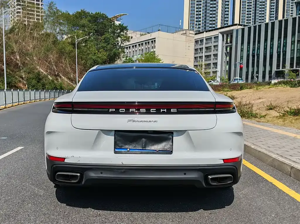 Porsche Panamera — фото 9