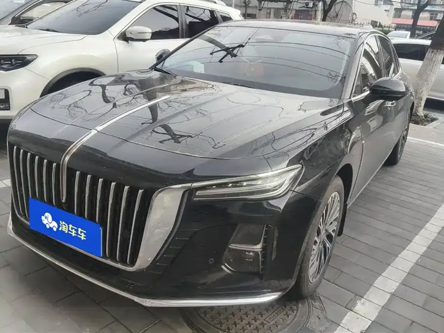 Hongqi H5 — фото 1
