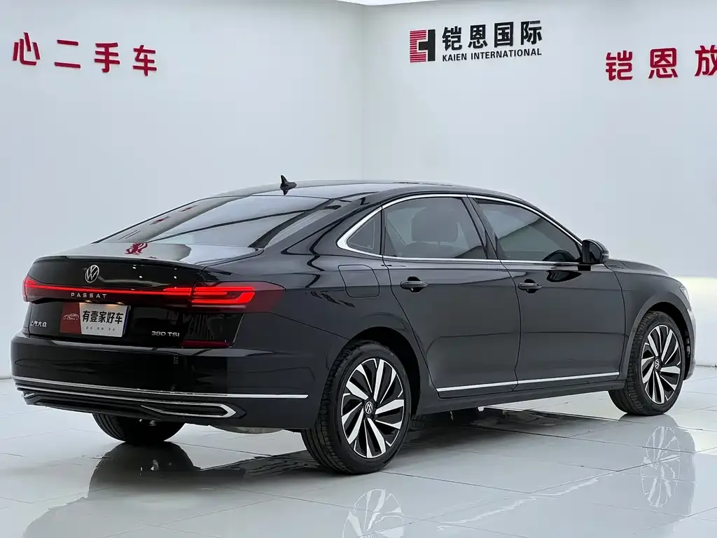 Volkswagen Passat — фото 3